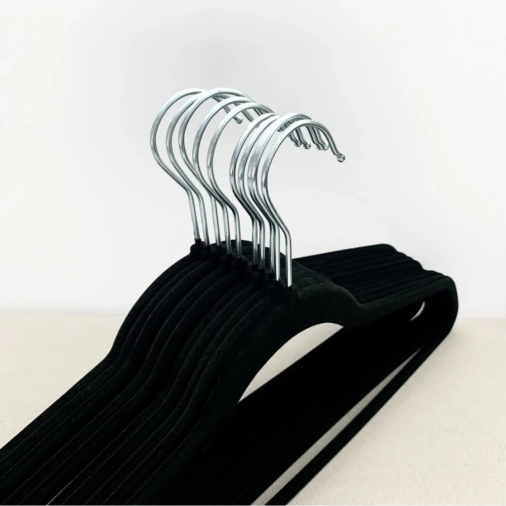 NWOT velvet hangers